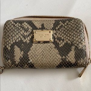 Michael Kors clutch